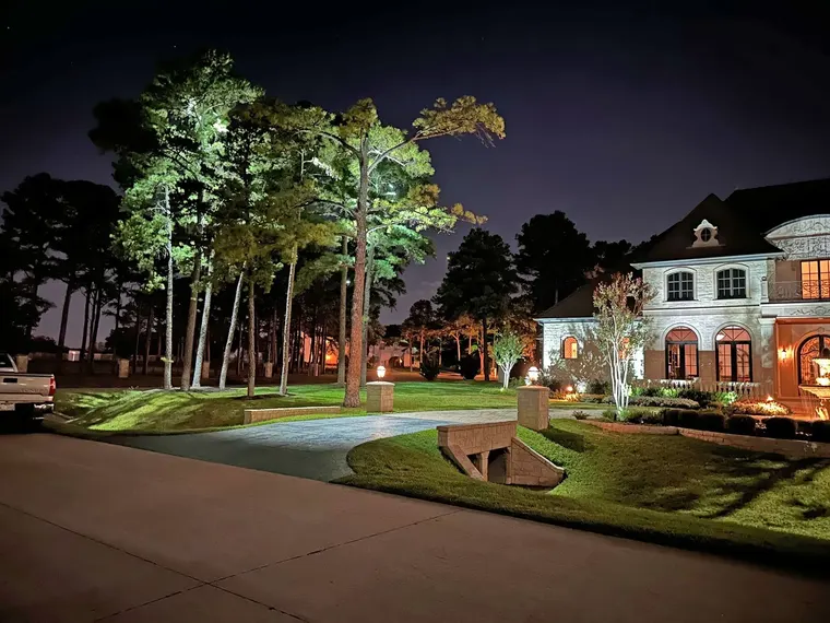 Landscape lighting in Dallas, Texas by TC Lighting &mdash; photograph 8