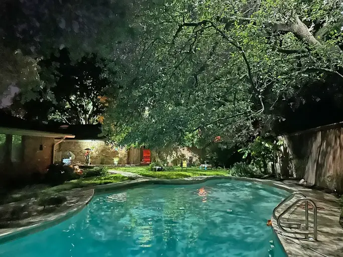 Landscape lighting in Dallas, Texas by TC Lighting &mdash; photograph 19