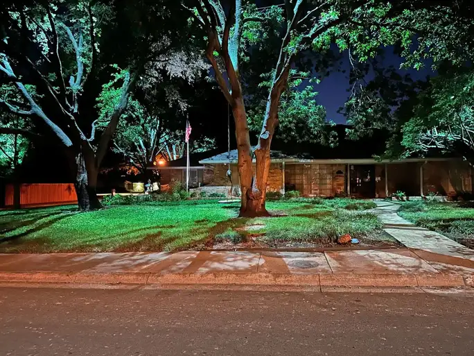 Landscape lighting in Dallas, Texas by TC Lighting &mdash; photograph 23