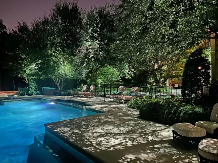 Landscape lighting in Preston Hollow, Dallas by TC Lighting &mdash; photograph 7