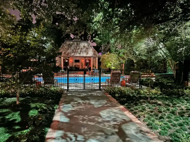 Landscape lighting in Preston Hollow, Dallas by TC Lighting &mdash; photograph 13