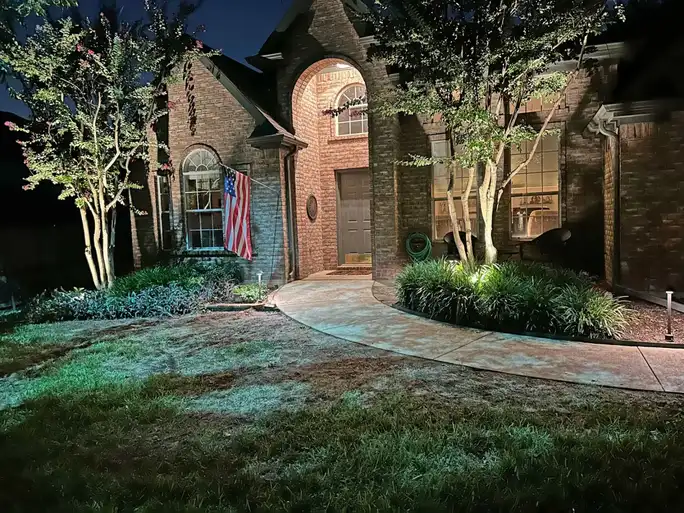 Landscape lighting in Preston Hollow, Dallas by TC Lighting &mdash; photograph 29