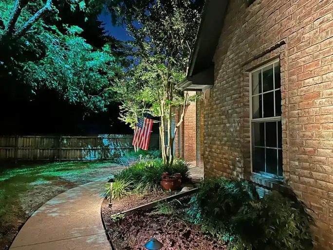Landscape lighting in Preston Hollow, Dallas by TC Lighting &mdash; photograph 32